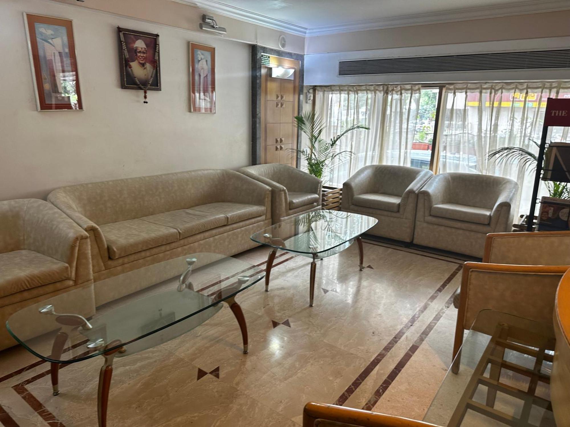 Hotel Ashirwad Pune Ngoại thất bức ảnh