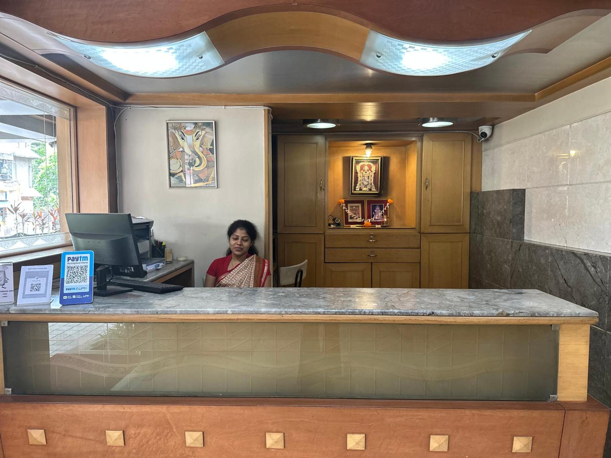 Hotel Ashirwad Pune Ngoại thất bức ảnh