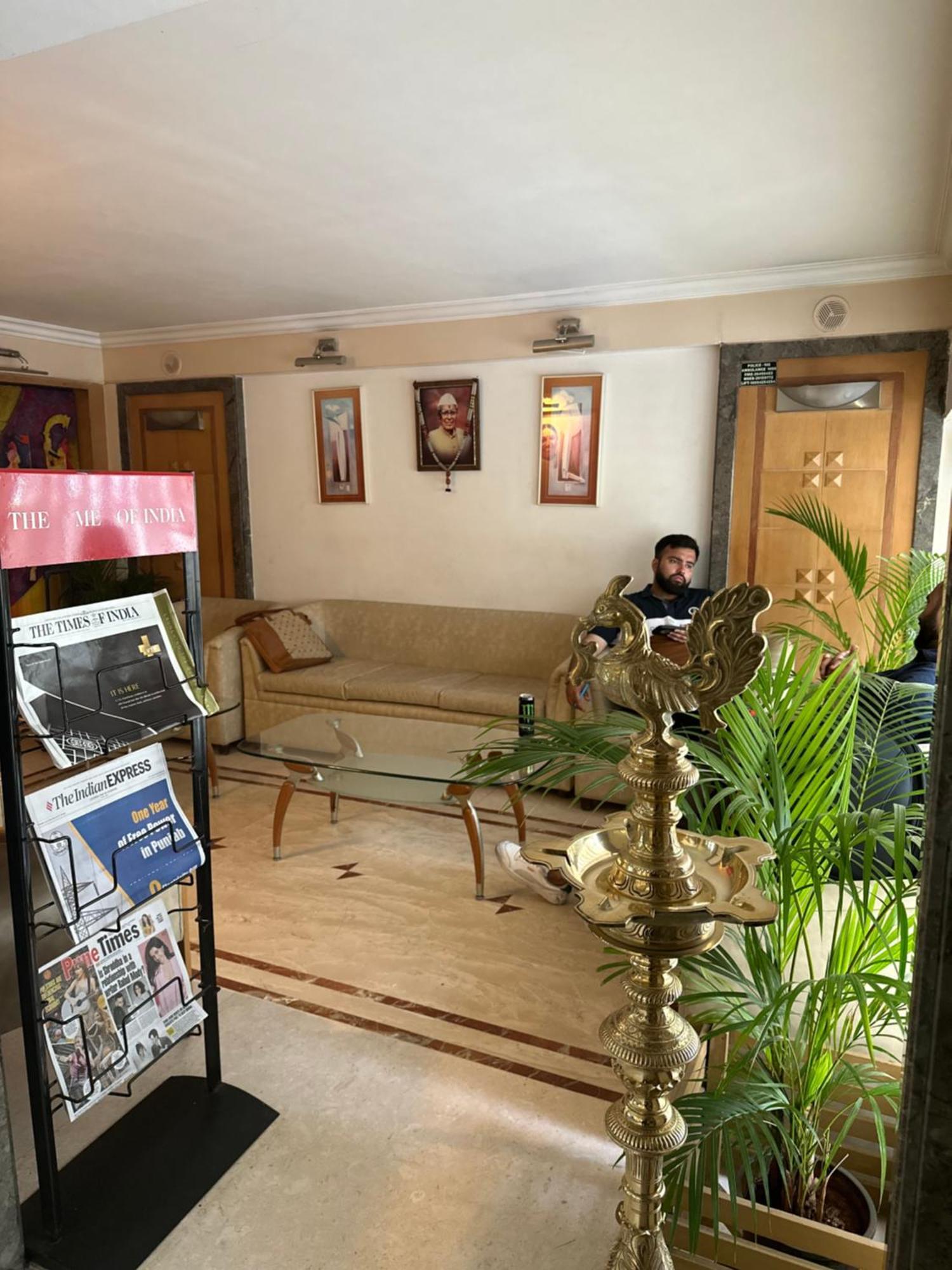 Hotel Ashirwad Pune Ngoại thất bức ảnh
